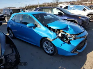 2021 Toyota Corolla Hatchback SE with VIN JTND4MBE6M3146635, listed as a Copart auction lot 40959054 with 70,721 mi miles. Bid and sale history available at carsss.com. Image 4.