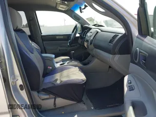 2007 Toyota Tacoma z VIN 5TELU42N47Z455347, wystawiony jako IAAI lot #41730034 z przebiegiem 154 633 mil mil oraz . Historia ofert i sprzedaży dostępna na DreamBid. Obrazek 5.