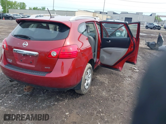 2015 Nissan Rogue S z VIN JN8AS5MV8FW261047, wystawiony jako IAAI lot #42323490 z przebiegiem 164 303 mil mil oraz . Historia ofert i sprzedaży dostępna na DreamBid. Obrazek 4.