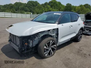 2021 Volvo XC40 R-Design with VIN YV4162UM7M2447377, listed as a Copart auction lot 59814333 with 47,225 mi miles and . Bid and sale history available at DreamBid. Image 1.