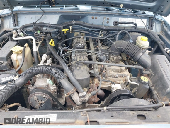 1998 Jeep Cherokee Sport with VIN 1J4FT68S6WL272337, listed as a IAAI auction lot 42147195 with 302,764 mi miles. Bid and sale history available at carsss.com. Image 10.
