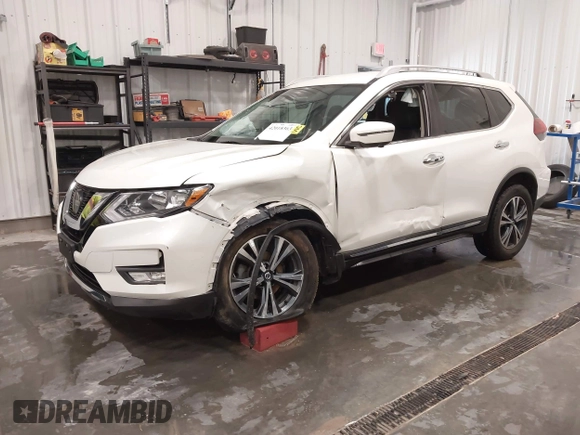2018 Nissan Rogue SV z VIN 5N1AT2MV4JC809851, wystawiony jako IAAI lot #42018363 z przebiegiem 67 917 mil mil oraz . Historia ofert i sprzedaży dostępna na DreamBid. Obrazek 22.