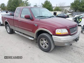2003 Ford F-150 XL with VIN 1FTRX18L43NA96018, listed as a IAAI auction lot 41871947 with 208,517 mi miles. Bid and sale history available at carsss.com. Image 1.