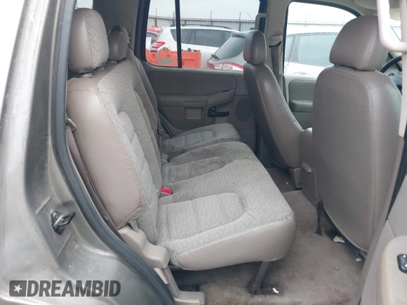 2003 Ford Explorer XLS z VIN 1FMZU72K63UA13640, wystawiony jako IAAI lot #41169432 z przebiegiem 212 849 mil mil oraz . Historia ofert i sprzedaży dostępna na DreamBid. Obrazek 8.
