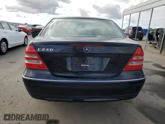 2004 Mercedes-Benz C 240 с VIN WDBRF61J84A545961, выставлен на аукционе Copart как лот 47039855 с пробегом 90 771 миль миль и Списание • Salvage title. История ставок и продаж доступна на DreamBid. Изображение 6.