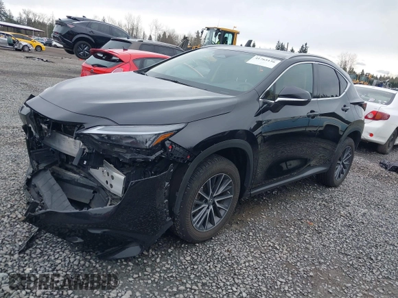 2023 Lexus NX 350h Premium z VIN 2T2GKCEZ7PC013700, wystawiony jako IAAI lot #41765156 z przebiegiem 22 423 mil mil oraz . Historia ofert i sprzedaży dostępna na DreamBid. Obrazek 18.