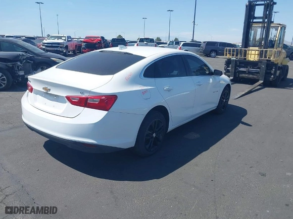 2017 Chevrolet Malibu LT with VIN 1G1ZE5ST8HF205984, listed as a IAAI auction lot 41679562 with 107,275 mi miles. Bid and sale history available at carsss.com. Image 4.