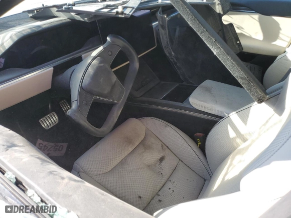 2021 Tesla Model S Plaid with VIN 5YJSA1E6XMF452859, listed as a Copart auction lot 48117995 with 0 mi miles and Salvage Title. Bid and sale history available at carsss.com. Image 7.