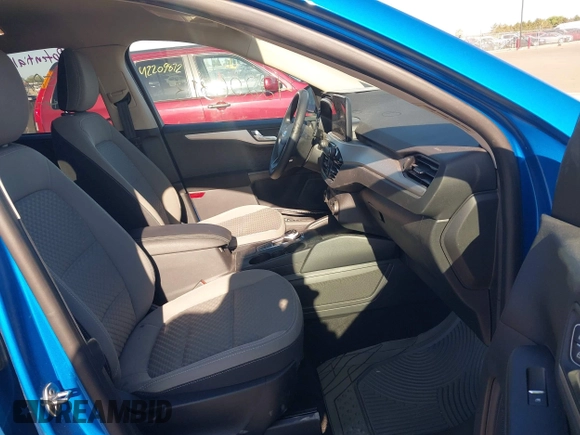 2020 Ford Escape SE with VIN 1FMCU9G61LUB49218, listed as a IAAI auction lot 42206313 with 47,408 mi miles and . Bid and sale history available at DreamBid. Image 5.