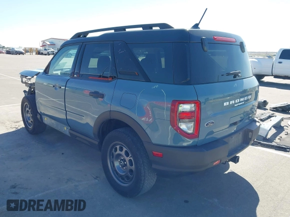 2021 Ford Bronco Sport Badlands z VIN 3FMCR9D95MRA07401, wystawiony jako IAAI lot #42159894 z przebiegiem 63 171 mil mil oraz . Historia ofert i sprzedaży dostępna na DreamBid. Obrazek 3.