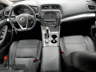2019 Nissan Maxima Platinum z VIN 1N4AA6AV5KC383584, wystawiony jako Copart lot #52893955 z przebiegiem 68 660 mil mil oraz Szkody całkowita. Historia ofert i sprzedaży dostępna na DreamBid. Obrazek 8.