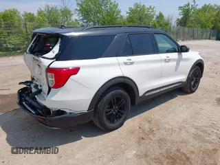 2022 Ford Explorer XLT с VIN 1FMSK8DH9NGB84219, выставлен на аукционе IAAI как лот 42491295 с пробегом 36 984 миль миль и . История ставок и продаж доступна на DreamBid. Изображение 4.