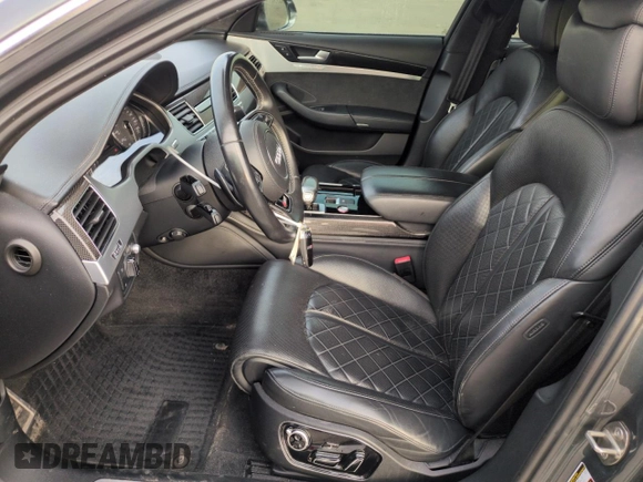 2015 Audi S8 с VIN WAUK2AFDXFN017156, выставлен на аукционе Copart как лот 50602605 с пробегом 100 224 миль миль и Списание • Salvage title. История ставок и продаж доступна на DreamBid. Изображение 7.