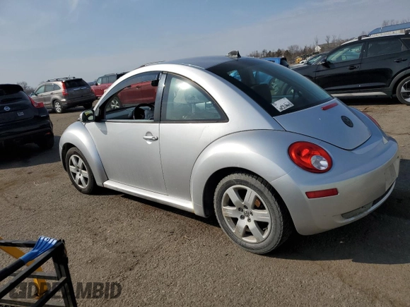 2007 Volkswagen New Beetle Coupe with VIN 3VWPG31C47M510263, listed as a Copart auction lot 47728275 with 142,248 mi miles and Salvage Title. Bid and sale history available at carsss.com. Image 2.