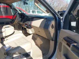 2008 Ford F-250 XL with VIN 1FTSW21R78EB38942, listed as a IAAI auction lot 41914058 with 176,312 mi miles. Bid and sale history available at carsss.com. Image 5.