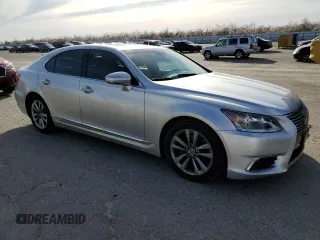 2014 Lexus LS 460 z VIN JTHBL5EF1E5131375, wystawiony jako Copart lot #45789245 z przebiegiem 157 316 mil mil oraz Szkoda całkowita • Salvage title. Historia ofert i sprzedaży dostępna na DreamBid. Obrazek 4.