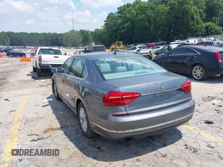 2016 Volkswagen Passat S с VIN 1VWAS7A3XGC008984, выставлен на аукционе IAAI как лот 42578188 с пробегом 167 585 миль миль и . История ставок и продаж доступна на DreamBid. Изображение 3.