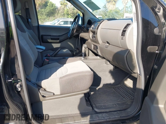 2006 Nissan Xterra SE z VIN 5N1AN08U66C554773, wystawiony jako IAAI lot #42397745 z przebiegiem 132 282 mil mil oraz . Historia ofert i sprzedaży dostępna na DreamBid. Obrazek 5.