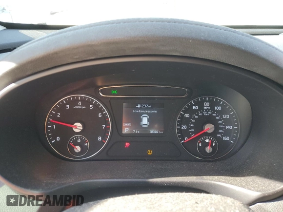 2019 Kia Sorento L with VIN 5XYPG4A38KG517845, listed as a Copart auction lot 50703685 with 46,441 mi miles and Salvage Title. Bid and sale history available at carsss.com. Image 9.