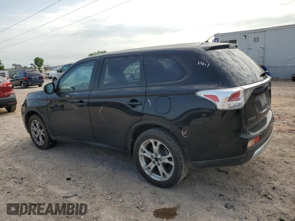2015 Mitsubishi Outlander SE z VIN JA4AD3A36FZ010050, wystawiony jako Copart lot #56275555 z przebiegiem 171 045 mil mil oraz Szkoda całkowita • Salvage title. Historia ofert i sprzedaży dostępna na DreamBid. Obrazek 2.