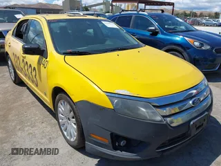 2012 Ford Fusion Hybrid with VIN 3FADP0L31CR284736, listed as a IAAI auction lot 42246142 with 384,612 mi miles and . Bid and sale history available at DreamBid. Image 6.