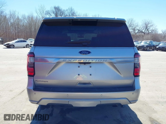 2019 Ford Expedition Platinum with VIN 1FMJU1MT6KEA52494, listed as a IAAI auction lot 41802986 with 119,922 mi miles. Bid and sale history available at carsss.com. Image 17.