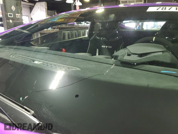 2023 Lamborghini Huracan z VIN ZHWUA6ZX7PLA21724, wystawiony jako Copart lot #78715274 z przebiegiem 1 203 mil mil oraz Szkoda całkowita • Salvage title. Historia ofert i sprzedaży dostępna na DreamBid. Obrazek 18.