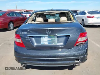2011 Mercedes-Benz C 300 Sport с VIN WDDGF5EB3BA496547, выставлен на аукционе IAAI как лот 41631748 с пробегом 92 588 миль миль и . История ставок и продаж доступна на DreamBid. Изображение 17.
