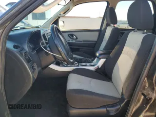 2005 Mercury Mariner Luxury z VIN 4M2CU56125DJ20570, wystawiony jako Copart lot #79758734 z przebiegiem 74 370 mil mil oraz Tytuł czysty. Historia ofert i sprzedaży dostępna na DreamBid. Obrazek 7.