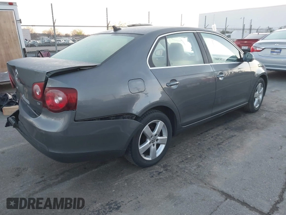 2009 Volkswagen Jetta SE с VIN 3VWRZ71K29M065039, выставлен на аукционе IAAI как лот 41767525 с пробегом 176 443 миль миль и . История ставок и продаж доступна на DreamBid. Изображение 4.