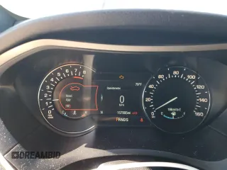 2017 Lincoln MKZ Select z VIN 3LN6L5CC8HR642414, wystawiony jako Copart lot #78535024 z przebiegiem 157 995 mil mil oraz Szkoda całkowita • Salvage title. Historia ofert i sprzedaży dostępna na DreamBid. Obrazek 9.