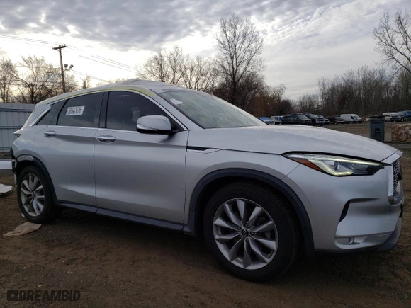2019 Infiniti QX50 LUXE with VIN 3PCAJ5M36KF148256, listed as a Copart auction lot 50547675 with 85,501 mi miles and Salvage Title. Bid and sale history available at carsss.com. Image 4.
