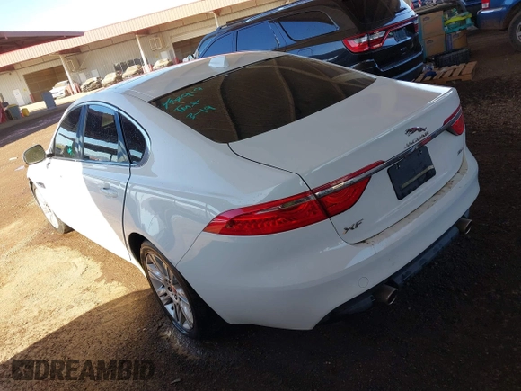 2017 Jaguar XF 35t Premium with VIN SAJBD4BV9HCY44515, listed as a IAAI auction lot 41852836 with 1 mi miles. Bid and sale history available at carsss.com. Image 3.