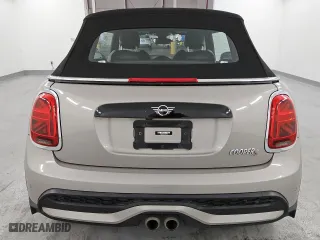 2024 MINI Convertible Cooper S with VIN WMW43DL02R3R79718, listed as a Copart auction lot 52829245 with 31,948 mi miles and Clean Title. Bid and sale history available at carsss.com. Image 6.
