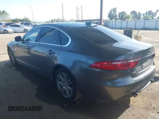 2016 Jaguar XF 35t Premium with VIN SAJBD4BV2GCY20555, listed as a IAAI auction lot 41969132 with 60,430 mi miles and . Bid and sale history available at DreamBid. Image 3.