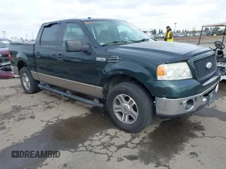 2006 Ford F-150 XLT with VIN 1FTPW12516KD91586, listed as a IAAI auction lot 41835680 with 179,343 mi miles. Bid and sale history available at carsss.com. Image 1.