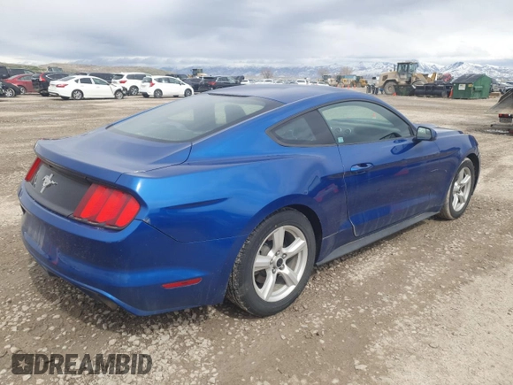 2017 Ford Mustang V6 z VIN 1FA6P8AM0H5220023, wystawiony jako Copart lot #49143025 z przebiegiem 163 056 mil mil oraz Szkoda całkowita • Salvage title. Historia ofert i sprzedaży dostępna na DreamBid. Obrazek 3.