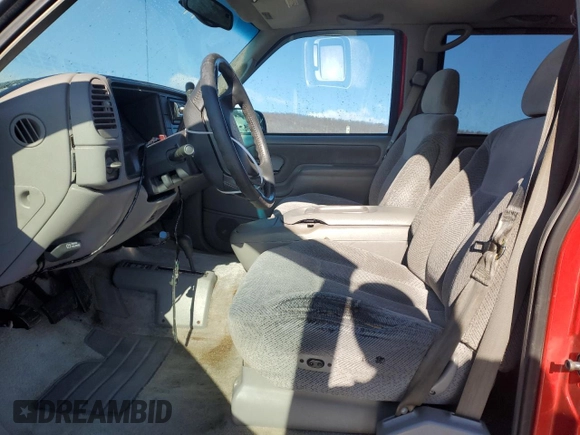 1997 GMC Suburban z VIN 3GKGK26J9VG515459, wystawiony jako Copart lot #87515385 z przebiegiem 205 982 mil mil oraz Szkoda całkowita • Salvage title. Historia ofert i sprzedaży dostępna na DreamBid. Obrazek 7.