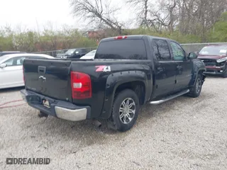 2008 Chevrolet Silverado 1500 LTZ with VIN 3GCEK13J38G310578, listed as a IAAI auction lot 42017041 with 231,632 mi miles. Bid and sale history available at carsss.com. Image 4.