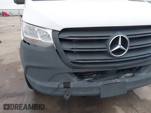 2021 Mercedes-Benz Sprinter Cargo with VIN W1Y4ECHY8MT079254, listed as a IAAI auction lot 41394825 with 301,811 mi miles and . Bid and sale history available at carsss.com. Image 6.