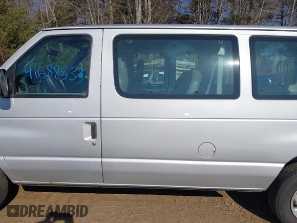 2012 Ford Econoline Passenger XL with VIN 1FMNE1BW0CDB30643, listed as a IAAI auction lot 41688533 with 61,083 mi miles and . Bid and sale history available at DreamBid. Image 14.