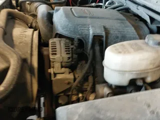 2009 Chevrolet Silverado 2500HD LTZ z VIN 1GCHK63K79F181864, wystawiony jako IAAI lot #42119032 z przebiegiem 179 587 mil mil oraz . Historia ofert i sprzedaży dostępna na DreamBid. Obrazek 19.