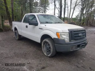 2012 Ford F-150 XL with VIN 1FTEX1CM7CFA99844, listed as a IAAI auction lot 41995415 with 210,334 mi miles. Bid and sale history available at carsss.com. Image 1.