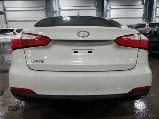 2014 Kia Forte LX with VIN KNAFK4A60E5153516, listed as a Copart auction lot 88521645 with 0 mi miles and Non Repairable. Bid and sale history available at carsss.com. Image 6.