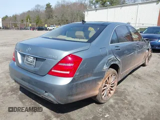 2012 Mercedes-Benz S 550 z VIN WDDNG9EB0CA477810, wystawiony jako IAAI lot #41945862 z przebiegiem 82 090 mil mil oraz . Historia ofert i sprzedaży dostępna na DreamBid. Obrazek 4.