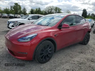 2024 Tesla Model Y Long Range with VIN 7SAYGDEE3RF196043, listed as a Copart auction lot 55693765 with 13,865 mi miles and Salvage title. Bid and sale history available at DreamBid. Image 1.