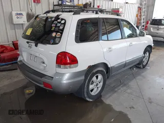 2006 Hyundai Santa Fe GLS with VIN KM8SC13D26U098773, listed as a IAAI auction lot 42382655 with 268,133 mi miles and . Bid and sale history available at DreamBid. Image 4.