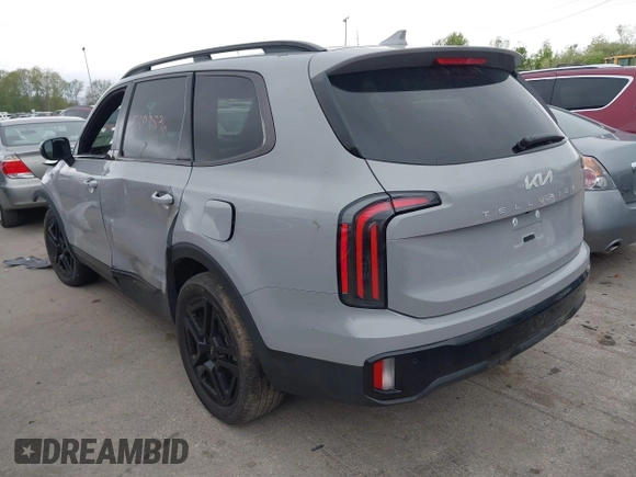 2024 Kia Telluride EX X-Line z VIN 5XYP3DGC0RG501992, wystawiony jako IAAI lot #42199896 z przebiegiem 11 727 mil mil oraz . Historia ofert i sprzedaży dostępna na DreamBid. Obrazek 3.
