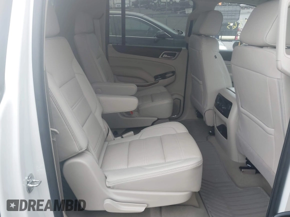2020 GMC Yukon XL Denali with VIN 1GKS2HKJ9LR225805, listed as a IAAI auction lot 41892365 with 45,494 mi miles. Bid and sale history available at carsss.com. Image 8.
