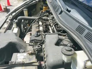 2006 Toyota Sienna XLE z VIN 5TDZA22CX6S573114, wystawiony jako IAAI lot #43351902 z przebiegiem 327 961 mil mil oraz . Historia ofert i sprzedaży dostępna na DreamBid. Obrazek 12.